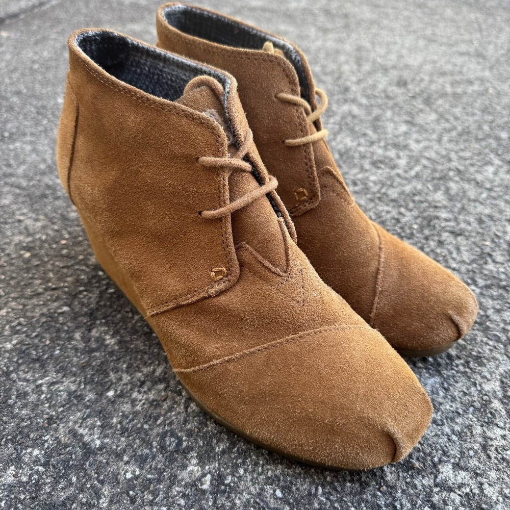 Toms Kala Desert Wedge Ankle Bootie Women's Sz 8.5 Brown Chestnut Suede Leather